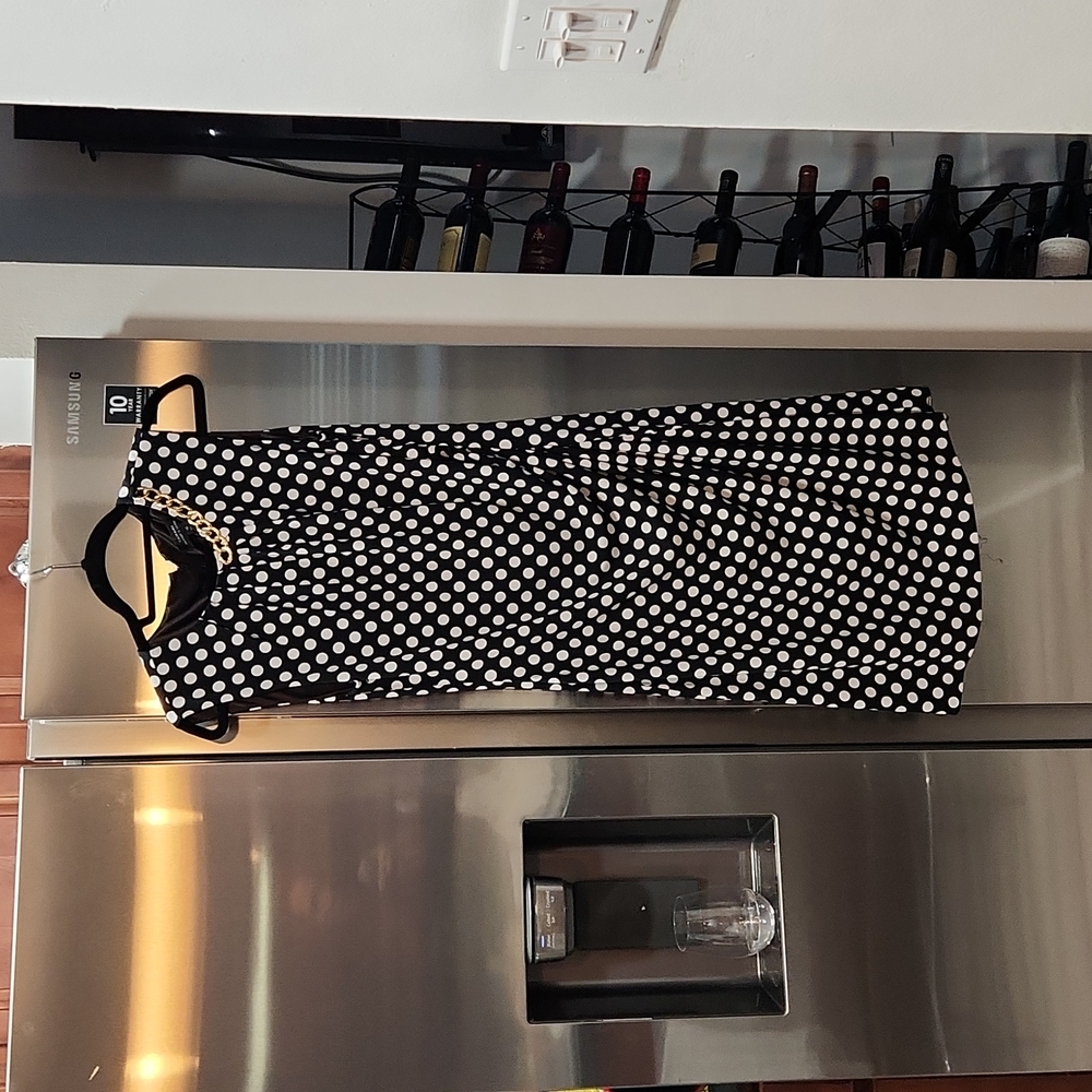 Tahari size 10 Black and White Polka Dot dress